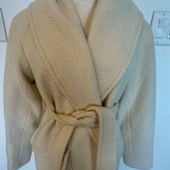 J.Crew Collection Wrap Coat in Italian
Wool Herringbone xxs - Picture 7 of 9